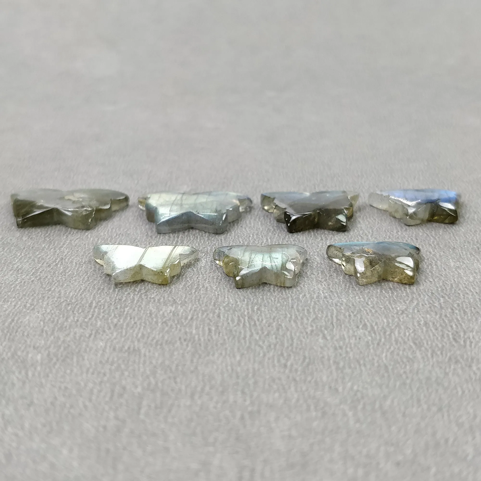 LABRADORITE Gemstone Carving : 34.00cts Natural Untreated Labradorite Gemstone Hand Carved Butterfly 12*10mm - 21*12mm 7pcs (With Video)