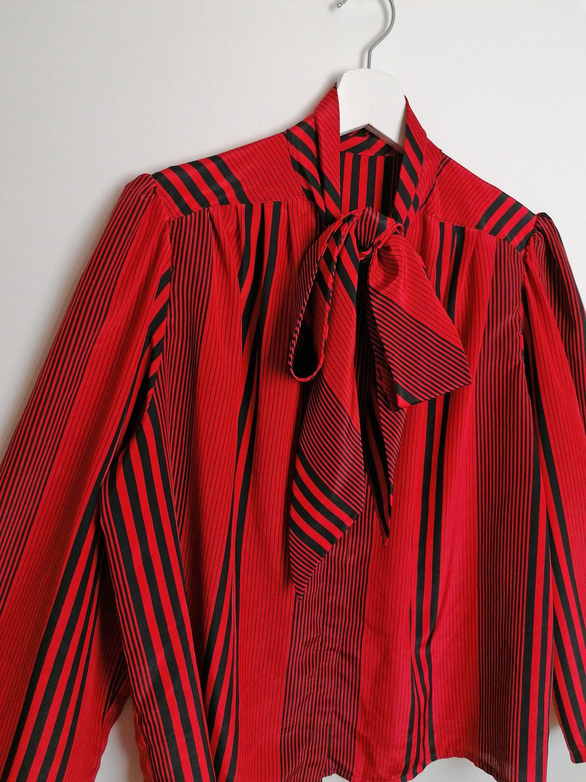 Pussy-bow Blouse Wide Sleeve Red Black Stripes - size S-M