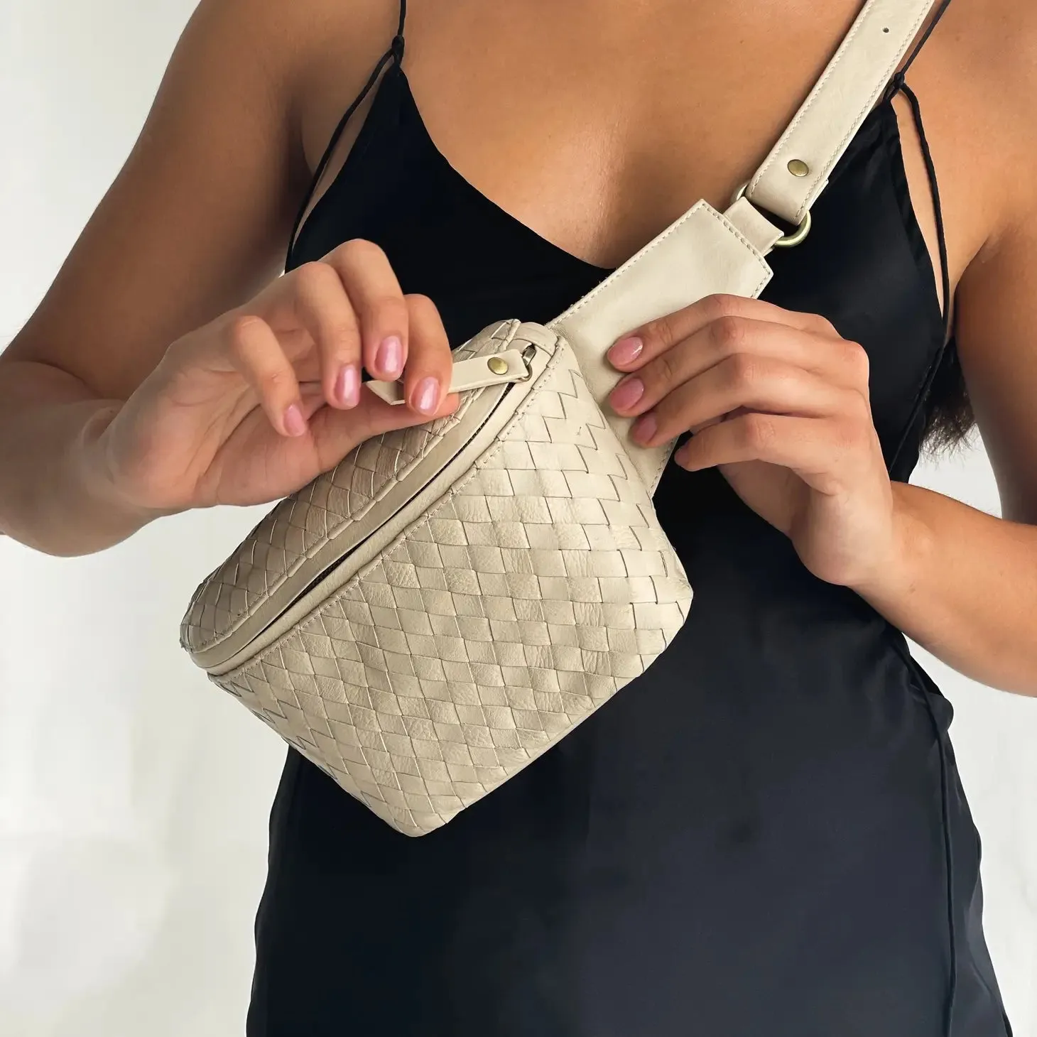 Remy Woven Bag -Bone