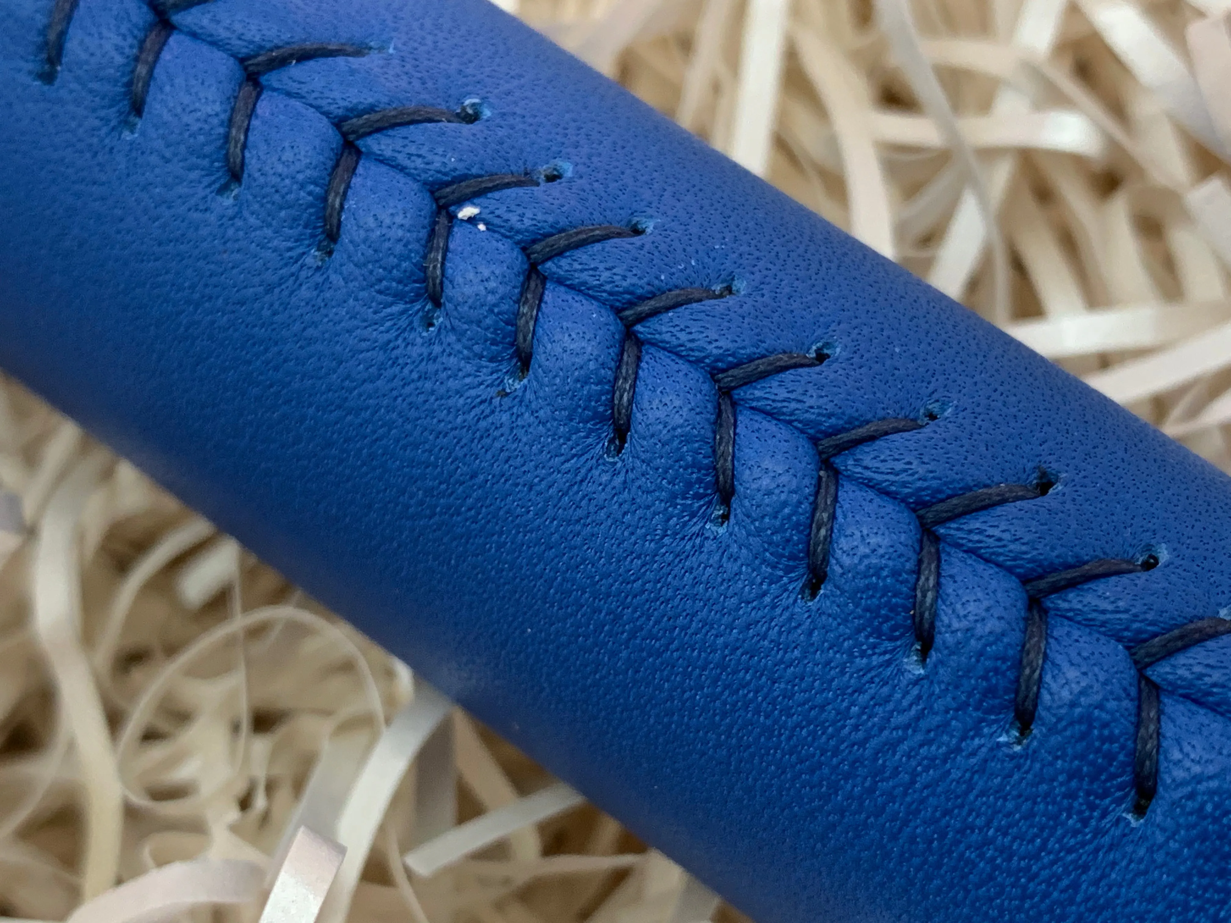 Yamada Putter Grip Leather Jumbo in Electric Blue